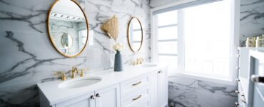 Bathroom Renovations and Upgrades: Transform Your Space into a Luxurious Retreat